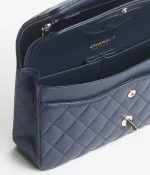 Classic 11.12 Handbag - Image 3